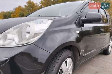 Хэтчбек Nissan Note 2009 в 