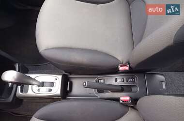 Хэтчбек Nissan Note 2008 в 