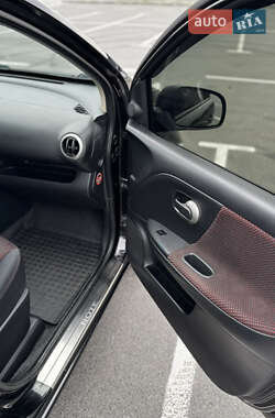 Хетчбек Nissan Note 2008 в  фото 10 Хетчбек Nissan Note 2008 в
