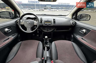 Хетчбек Nissan Note 2008 в  фото 8 Хетчбек Nissan Note 2008 в