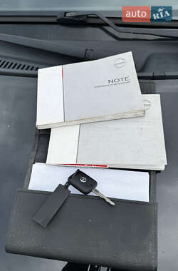 Хетчбек Nissan Note 2008 в  фото 20 Хетчбек Nissan Note 2008 в