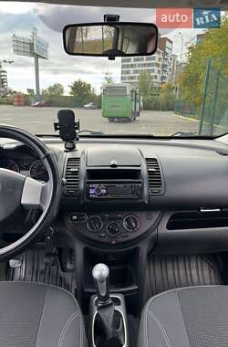 Хэтчбек Nissan Note 2011 в Ужгороде