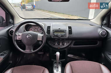 Хэтчбек Nissan Note 2008 в 