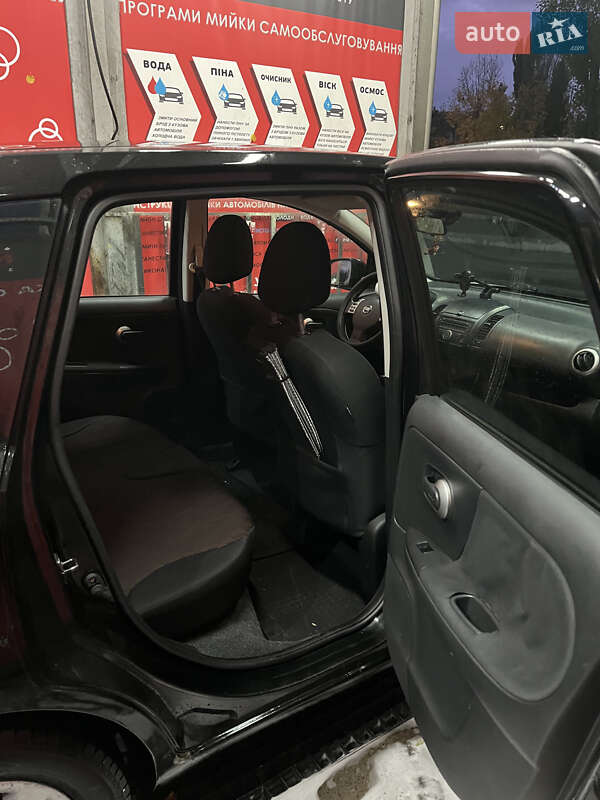 Хетчбек Nissan Note 2009 в Києві фото 14 Хетчбек Nissan Note 2009 в Києві