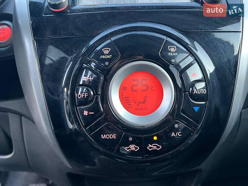 Хетчбек Nissan Note 2014 в Львові