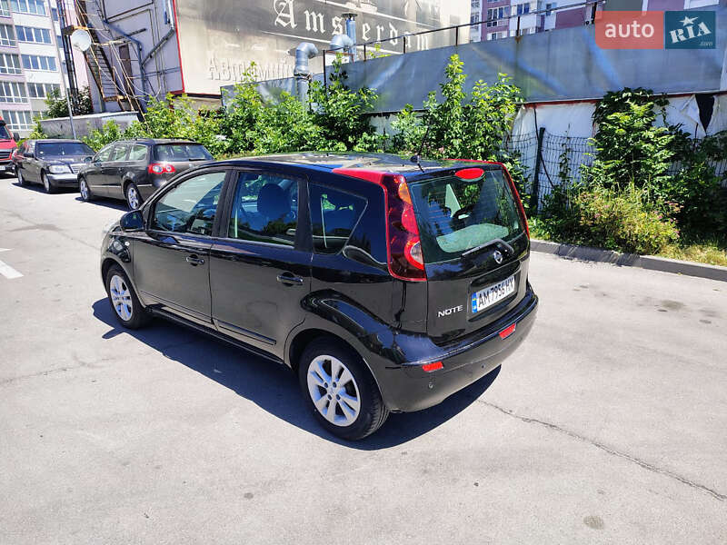 Хетчбек Nissan Note 2010 в Рівному фото 4 Хетчбек Nissan Note 2010 в Рівному