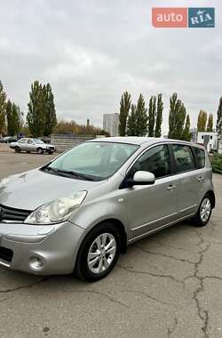 Хетчбек Nissan Note 2010 в Києві