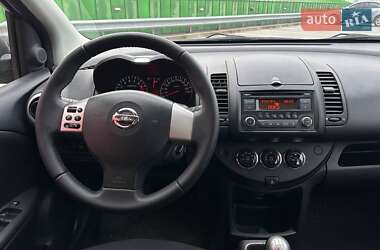 Хетчбек Nissan Note 2013 в  фото 14 Хетчбек Nissan Note 2013 в