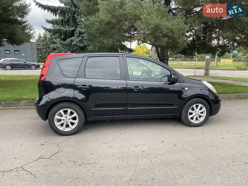 Хэтчбек Nissan Note 2007 в Ивано-Франковске фото 4 Хэтчбек Nissan Note 2007 в Ивано-Франковске
