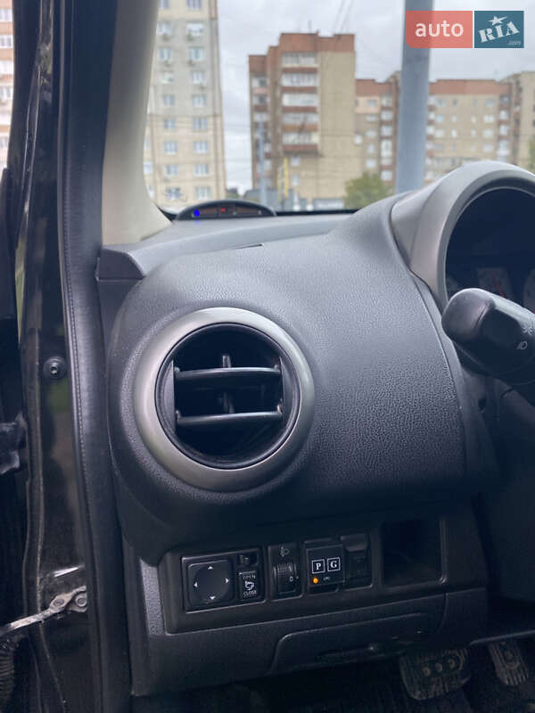 Хэтчбек Nissan Note 2007 в Ивано-Франковске фото 29 Хэтчбек Nissan Note 2007 в Ивано-Франковске