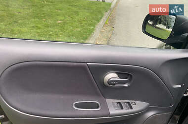 Хэтчбек Nissan Note 2007 в 
