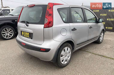 Хэтчбек Nissan Note 2006 в  фото 6 Хэтчбек Nissan Note 2006 в