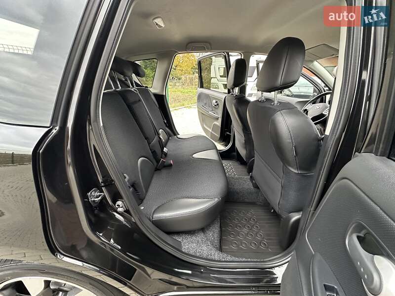 Хетчбек Nissan Note 2012 в Луцьку фото 15 Хетчбек Nissan Note 2012 в Луцьку