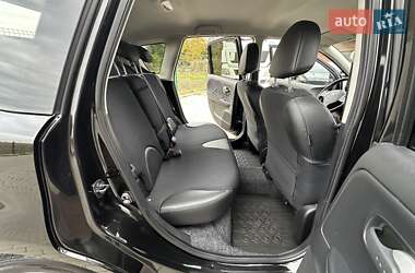 Хэтчбек Nissan Note 2012 в 