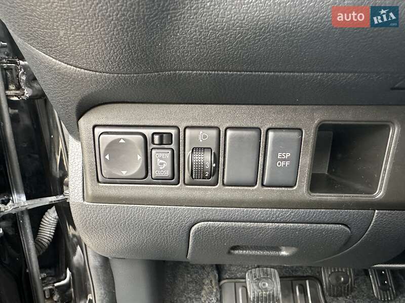 Хетчбек Nissan Note 2012 в Луцьку фото 28 Хетчбек Nissan Note 2012 в Луцьку