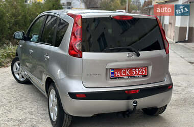 Хэтчбек Nissan Note 2006 в 