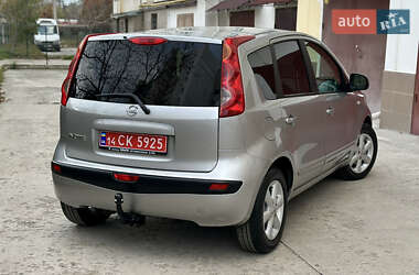 Хэтчбек Nissan Note 2006 в 