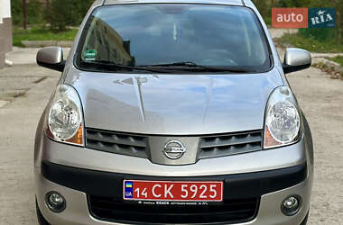 Хэтчбек Nissan Note 2006 в 