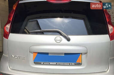 Хэтчбек Nissan Note 2006 в 