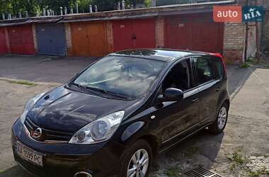 Хэтчбек Nissan Note 2013 в Киеве