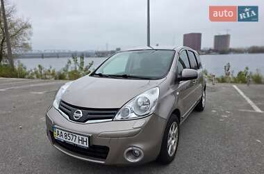 Хэтчбек Nissan Note 2012 в Киеве