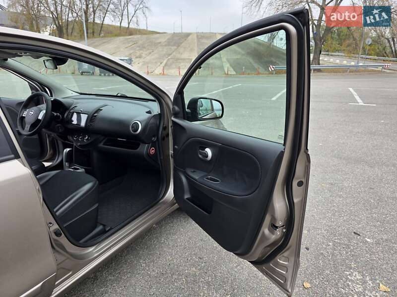 Хэтчбек Nissan Note 2012 в Киеве фото 44 Хэтчбек Nissan Note 2012 в Киеве