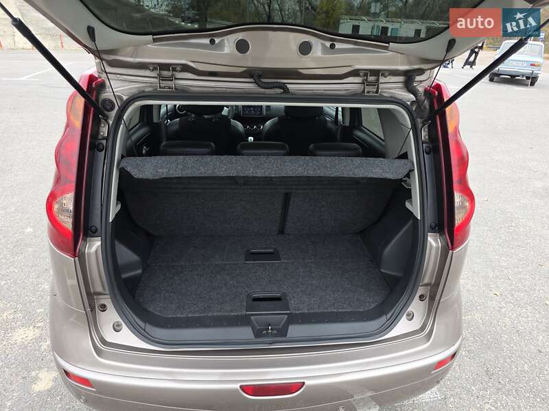 Хэтчбек Nissan Note 2012 в Киеве фото 4 Хэтчбек Nissan Note 2012 в Киеве