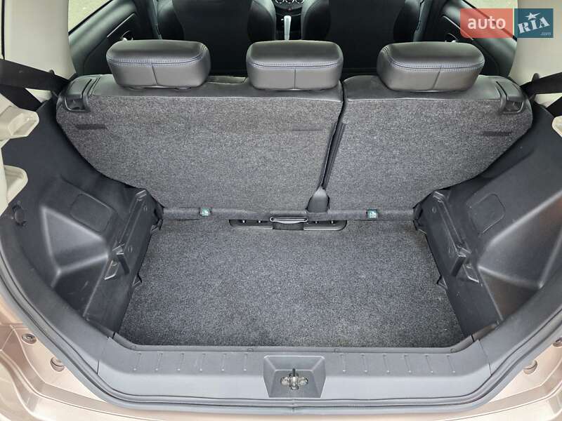 Хэтчбек Nissan Note 2012 в Киеве фото 21 Хэтчбек Nissan Note 2012 в Киеве