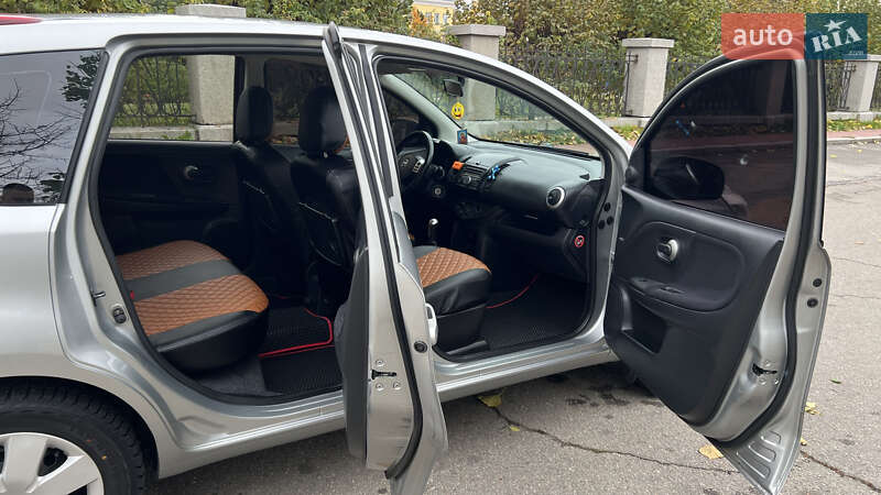 Хэтчбек Nissan Note 2009 в Умани фото 40 Хэтчбек Nissan Note 2009 в Умани