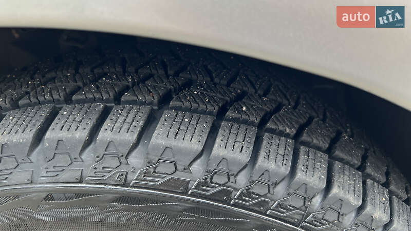 Хэтчбек Nissan Note 2009 в Умани фото 60 Хэтчбек Nissan Note 2009 в Умани