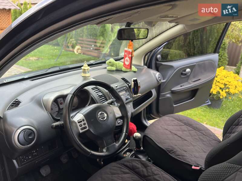 Хэтчбек Nissan Note 2008 в Ровно