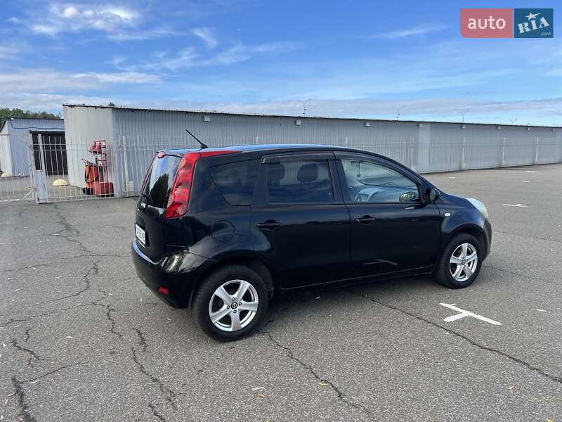 Хэтчбек Nissan Note 2012 в Киеве фото 4 Хэтчбек Nissan Note 2012 в Киеве