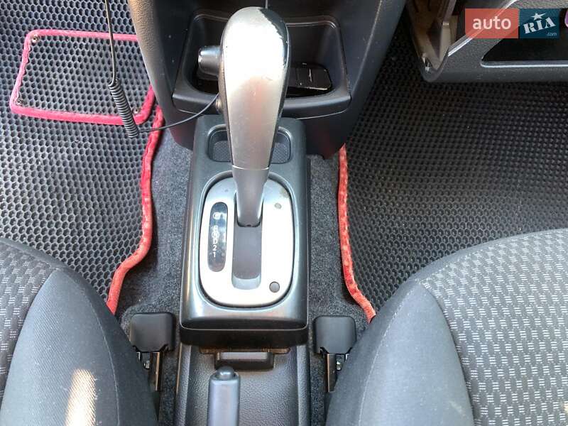 Хэтчбек Nissan Note 2007 в Виннице фото 35 Хэтчбек Nissan Note 2007 в Виннице