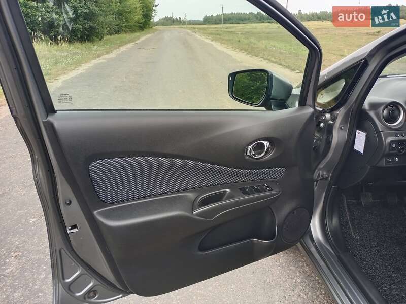 Хэтчбек Nissan Note 2014 в Бродах
