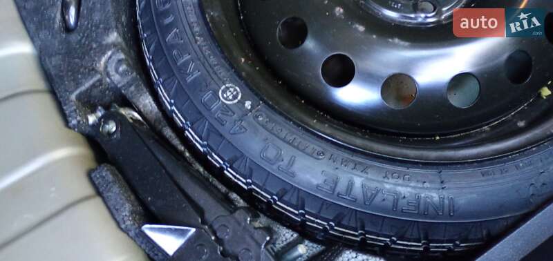 Хэтчбек Nissan Note 2013 в Радивилове фото 49 Хэтчбек Nissan Note 2013 в Радивилове