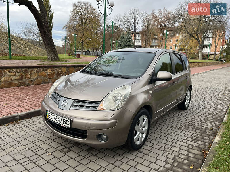 Хэтчбек Nissan Note 2007 в Могилев-Подольске фото 7 Хэтчбек Nissan Note 2007 в Могилев-Подольске