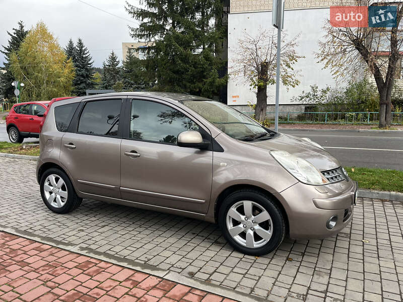 Хэтчбек Nissan Note 2007 в Могилев-Подольске фото 19 Хэтчбек Nissan Note 2007 в Могилев-Подольске