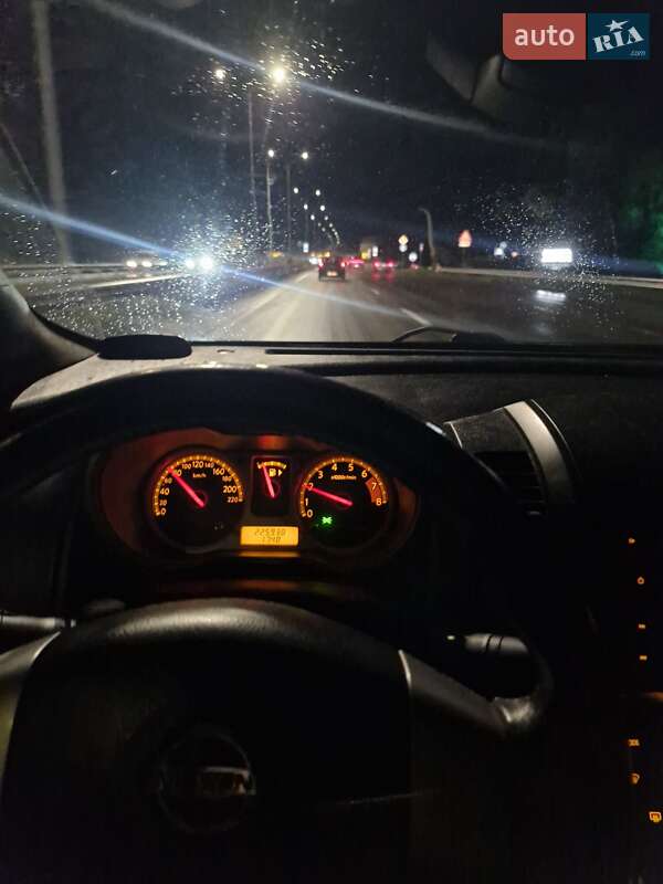 Хетчбек Nissan Note 2006 в Києві