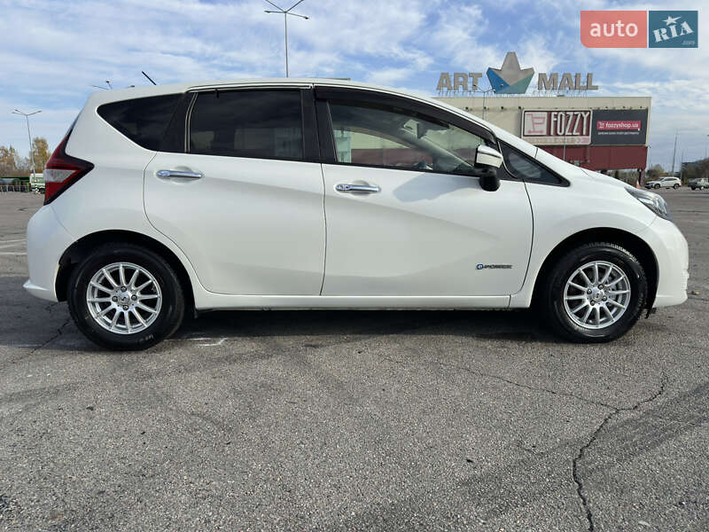 Хэтчбек Nissan Note 2019 в Киеве фото 11 Хэтчбек Nissan Note 2019 в Киеве