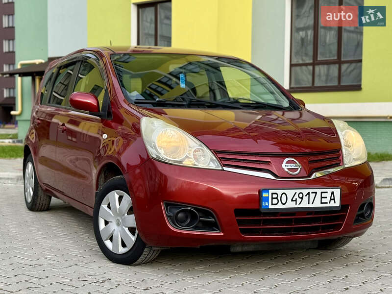Хетчбек Nissan Note 2012 в Тернополі