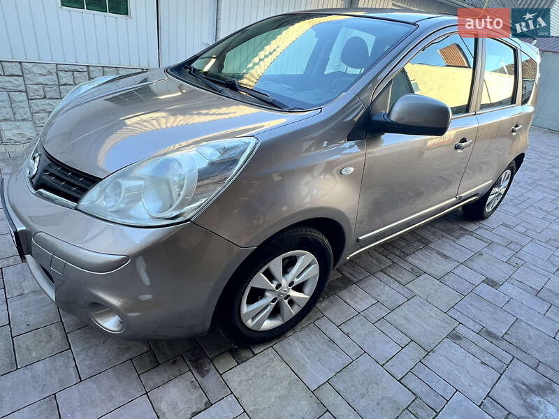 Хетчбек Nissan Note 2009 в Луцьку