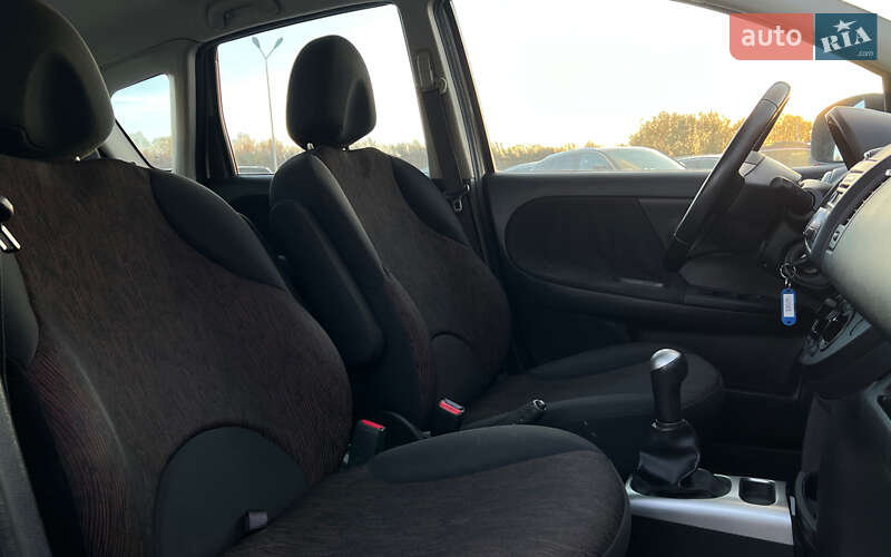 Хэтчбек Nissan Note 2010 в Львове фото 17 Хэтчбек Nissan Note 2010 в Львове