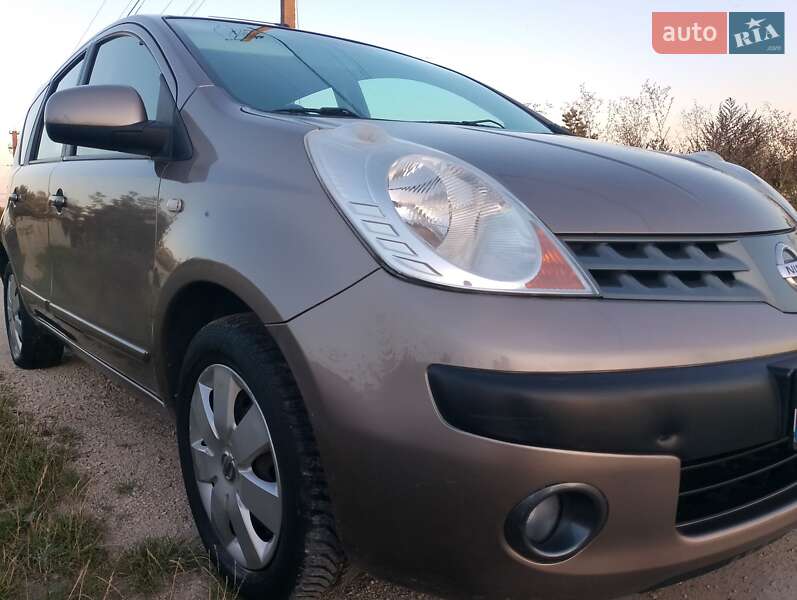 Хэтчбек Nissan Note 2008 в Тернополе