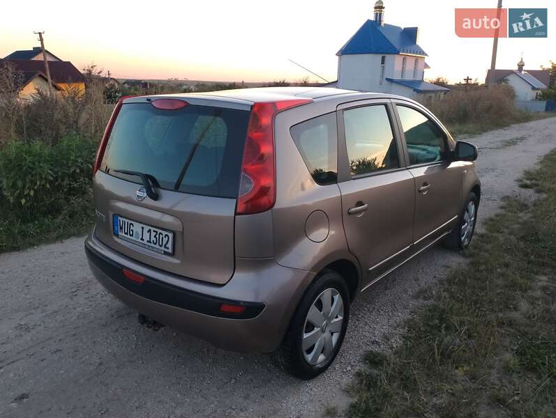 Хэтчбек Nissan Note 2008 в Тернополе