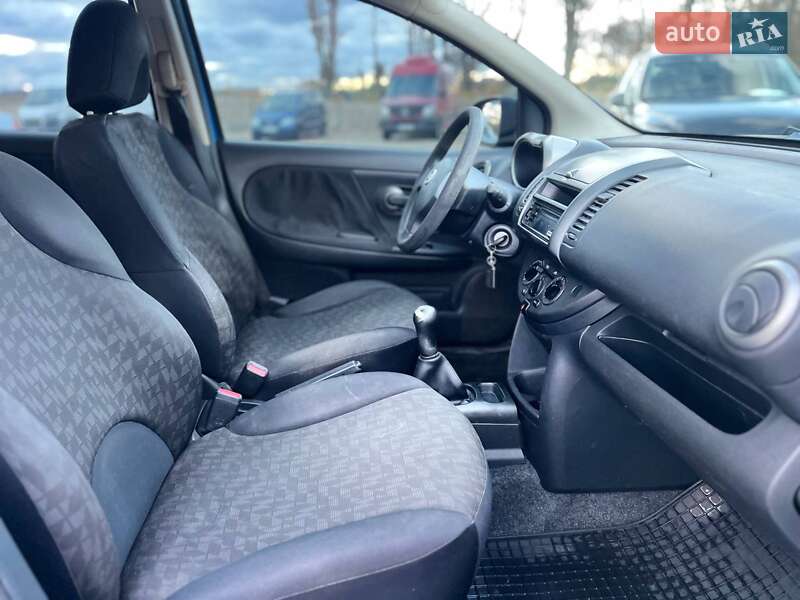 Хэтчбек Nissan Note 2008 в Стрые