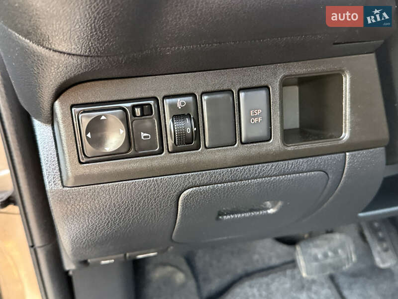 Хэтчбек Nissan Note 2011 в Стрые фото 36 Хэтчбек Nissan Note 2011 в Стрые