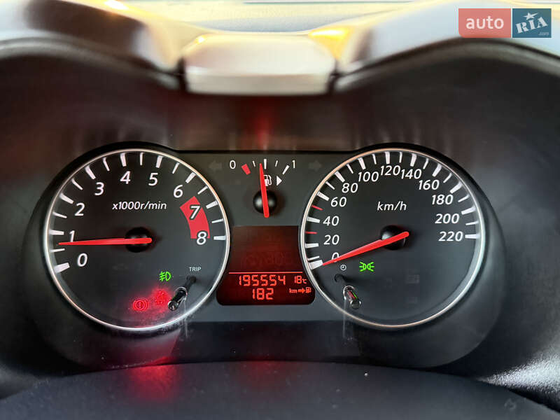 Хэтчбек Nissan Note 2011 в Стрые фото 39 Хэтчбек Nissan Note 2011 в Стрые