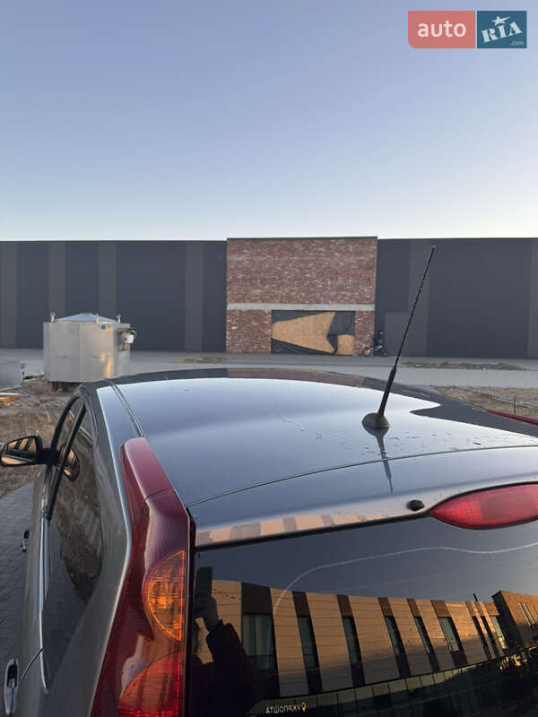 Хэтчбек Nissan Note 2013 в Хмельницком фото 10 Хэтчбек Nissan Note 2013 в Хмельницком