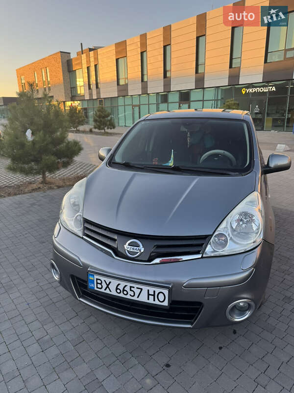 Хэтчбек Nissan Note 2013 в Хмельницком фото 3 Хэтчбек Nissan Note 2013 в Хмельницком