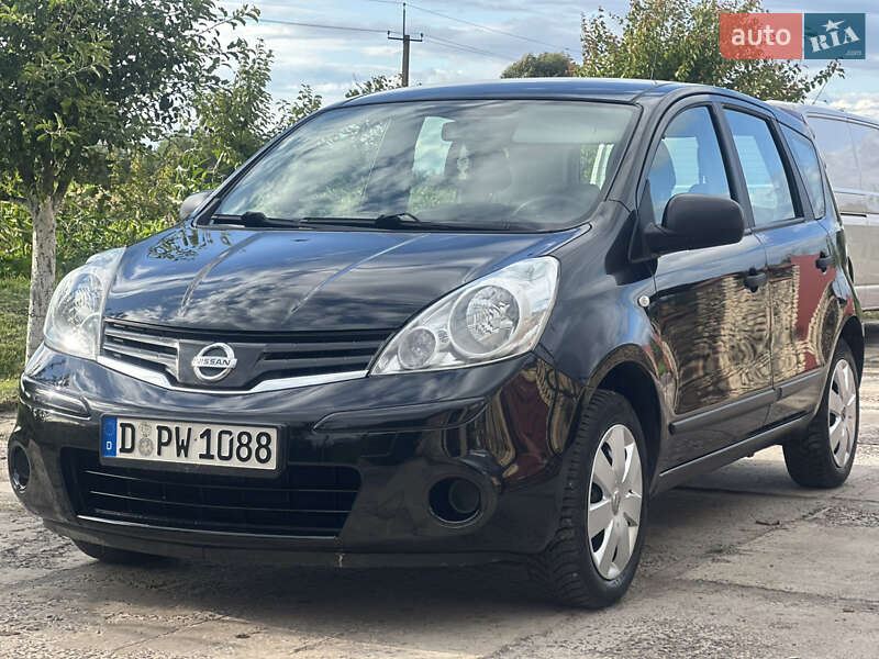 Хэтчбек Nissan Note 2009 в Дубно фото 2 Хэтчбек Nissan Note 2009 в Дубно